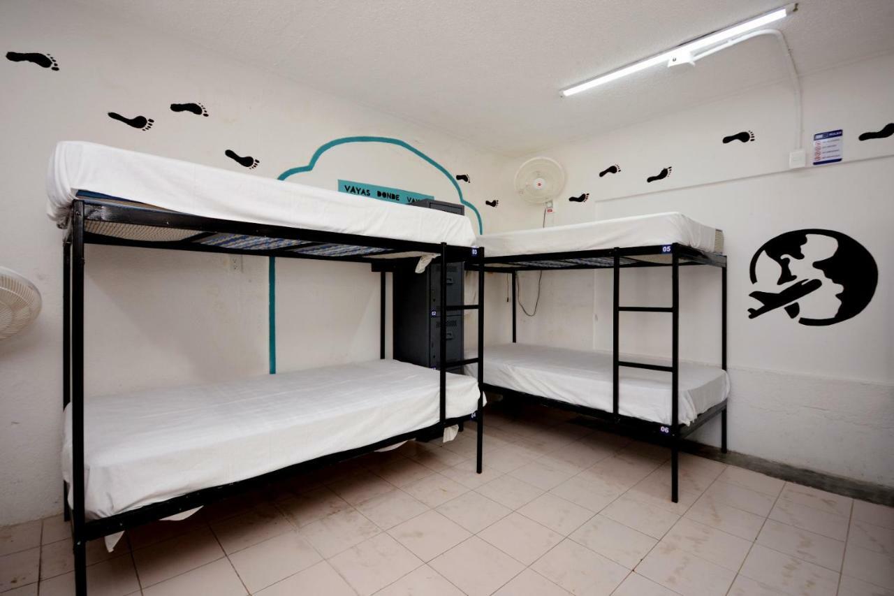 Hostel 6/15 プレヤデルカーメン エクステリア 写真
